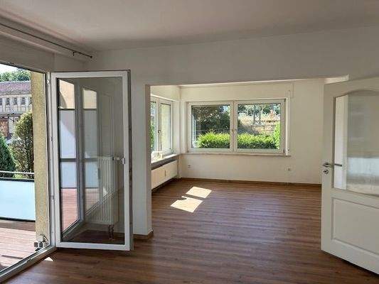 Wohnzimmer zum Balkon