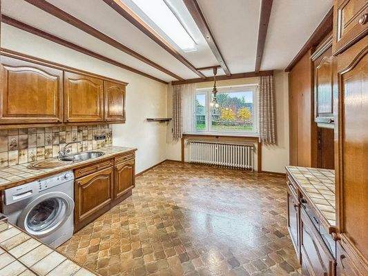 Küche und Essbereich