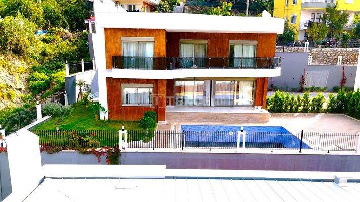 Elegantly Designed Villas with Nature View in Kızılcaşehir