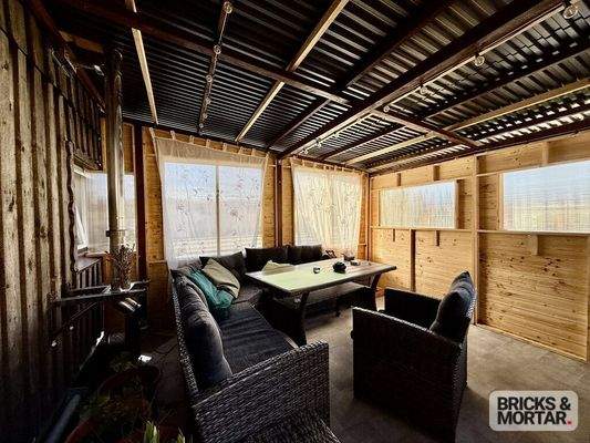 überdachter Freisitz