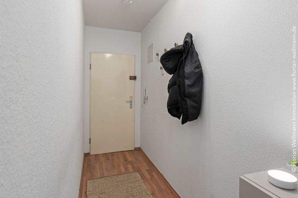Eingangsflur mit Garderobe.