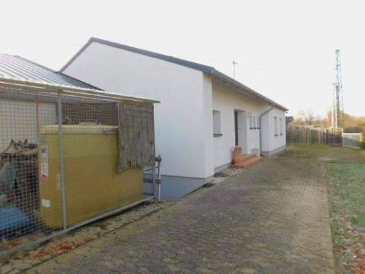 SB2 Seitenansicht m. Hoffläche