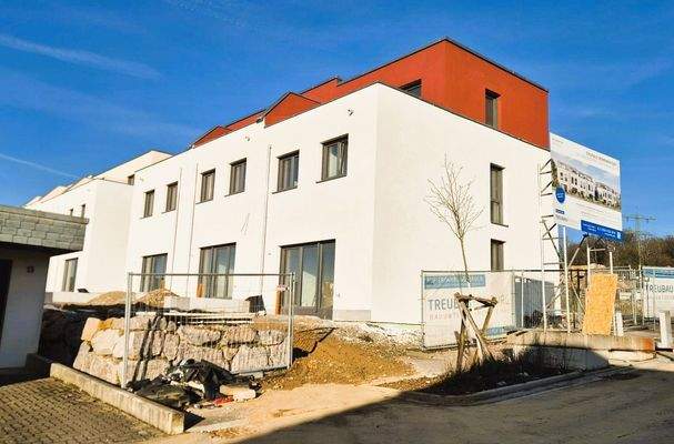 Südansicht mit Dachterrasse