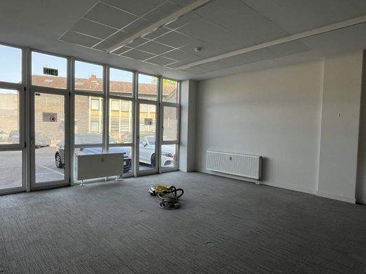 Büro für 3 - 4 Arbeitsplätze