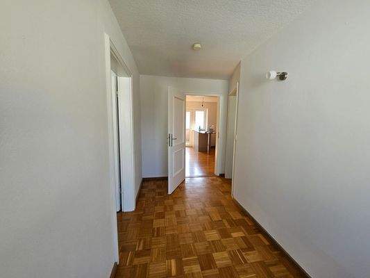 Wohnung OG hinten Flur