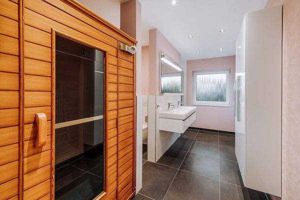 Infrarotwärmekabine