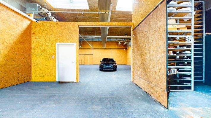 Vorraum/Zugang Halle