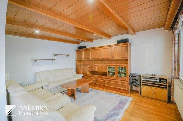 offener Wohn- und Essbereich