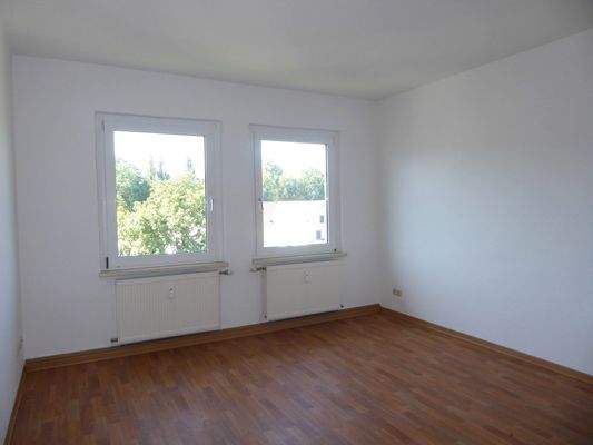 Schlafzimmer (1).JPG