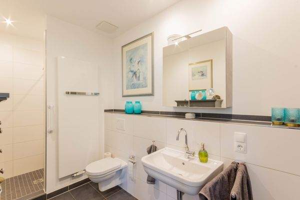 Wohnungsbeispiel 1 (Badezimmer)