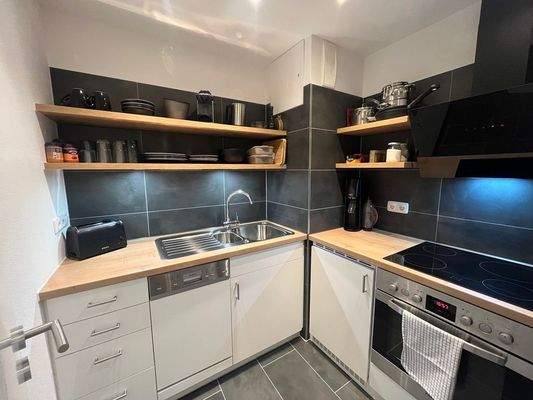 Küche inkl. Einbauküche