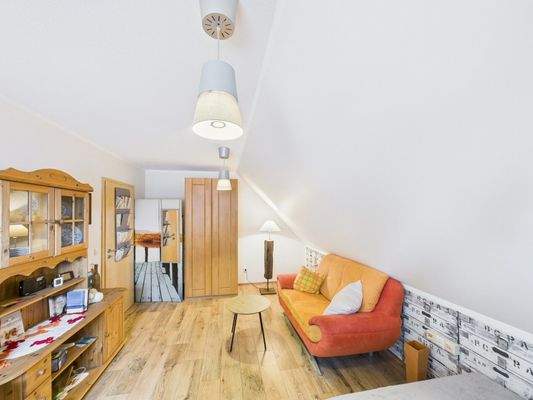 CAM03784G0-PR0091-STILL033