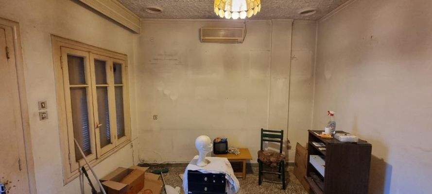 Kreta, Heraklion: Renovierungsbedürftiges Einfamilienhaus in Mastampas zu verkaufen