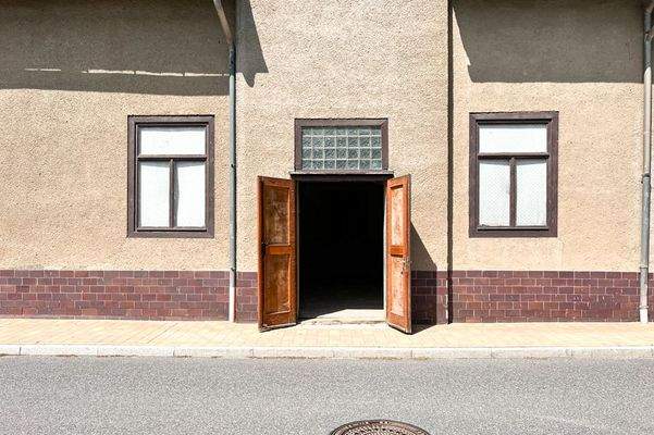 Hereinspaziert - Saaleingang