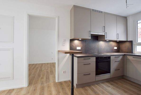 Moderne, hochwertige Einbauküche