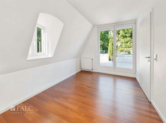 Zimmer (3.OG, ca. 11,81 m²)