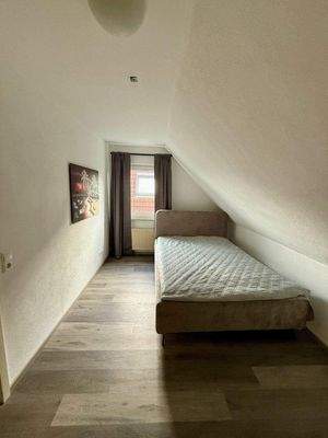 WhatsApp Image 2025-05-03 at 09.41.30 (8).jpeg