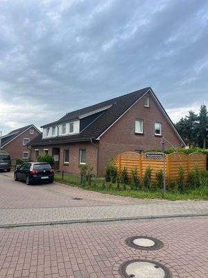 Haus vorne Rechst .JPG