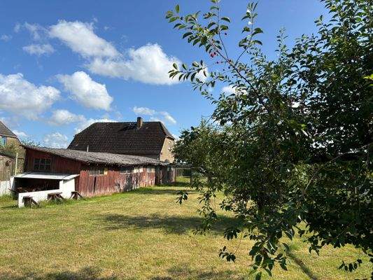 Grundstück Nebengebäude