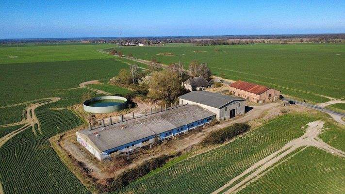 Bild 5 - Stallanlage