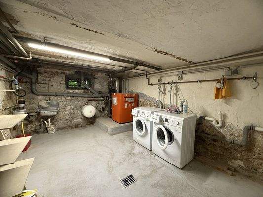 Heizung 1 & Wäschekeller