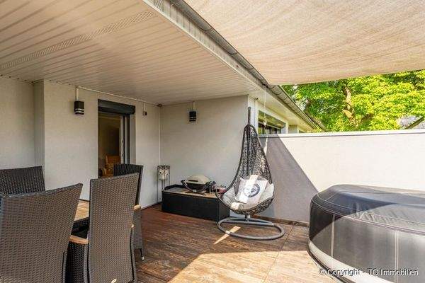 Hochgesetzte Terrasse