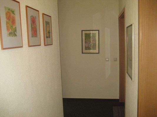 Flure zu den Wohnungen