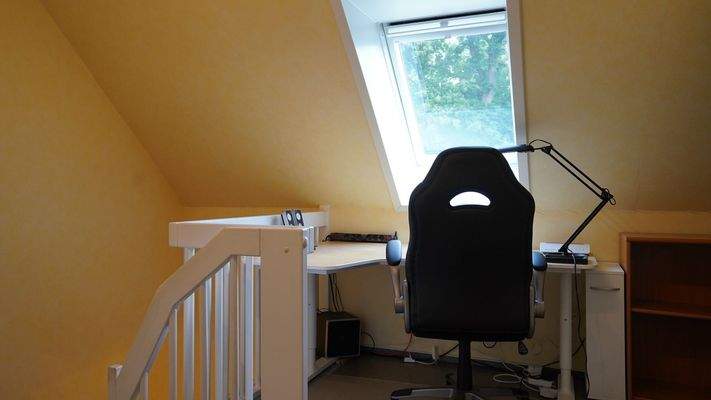 Platz für Homeoffice auf der Galerie