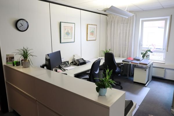 Büro 1 + 3