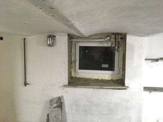 Neues Kellerfenster