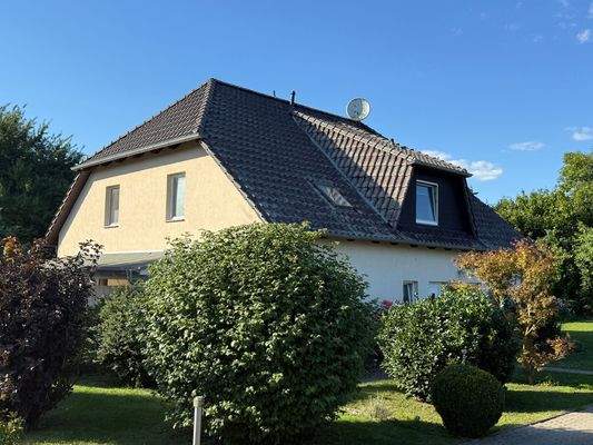 Doppelhaushälfte mit Garten