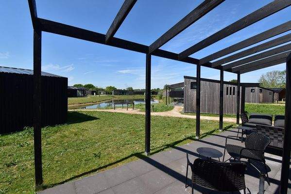 Ferienhaus-zu-verkaufen-Lakeside-Resort-Brielle002