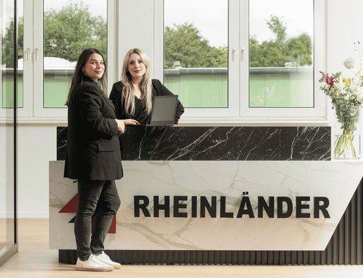 Wir stehen zur Verfügung