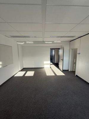 Leeres Büro mit Licht