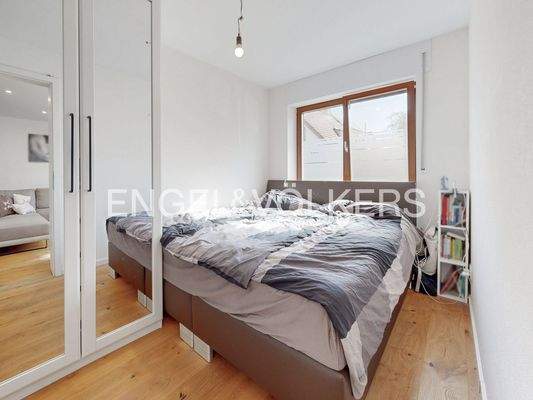 Elternschlafzimmer im hinteren Wohnungsbereich