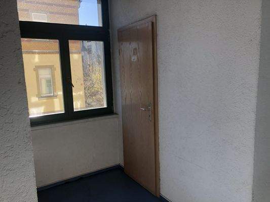 Hausflur Zwischenetage.jpg