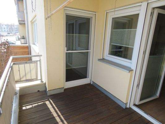 42 sonniger Balkon (Benutzerdefiniert).jpg