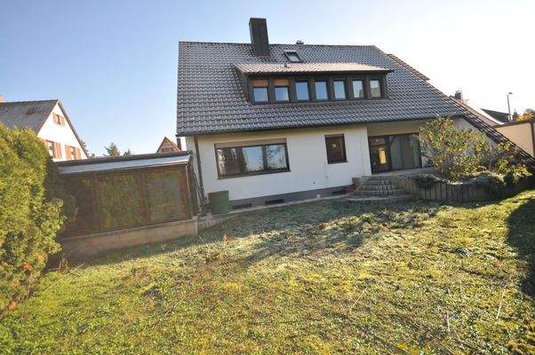 Nordansicht des Anwesens