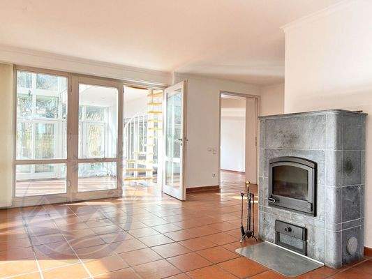 Es empfangen Sie hell-sonnige Räume und großzügiges Wohnen