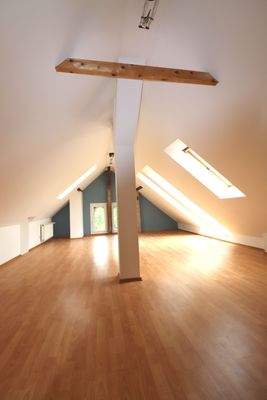ausgebauter Dachboden .. ideal als Atelier nutzbar 