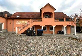 GE im EG Nebengebäude links.JPG