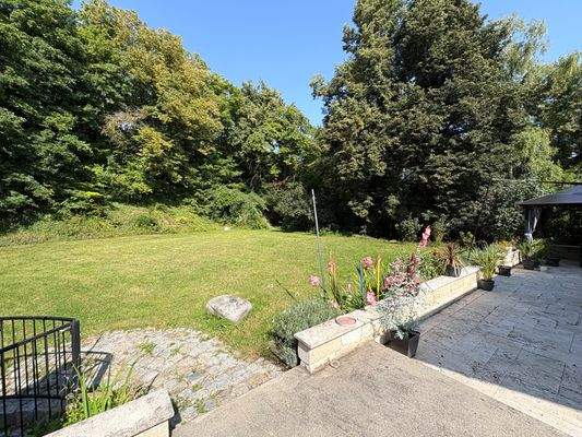 Whg. OG, Blick in den Garten (2).jpeg