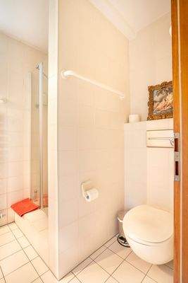 Badezimmer der Einliegerwohnung