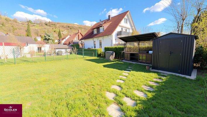 Outdoorküche, Alu-Gartenhaus - für alles ist gesorgt