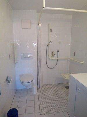 Mit begehbarer Dusche!