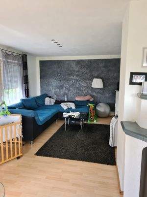 Wohnzimmer mit Kamin