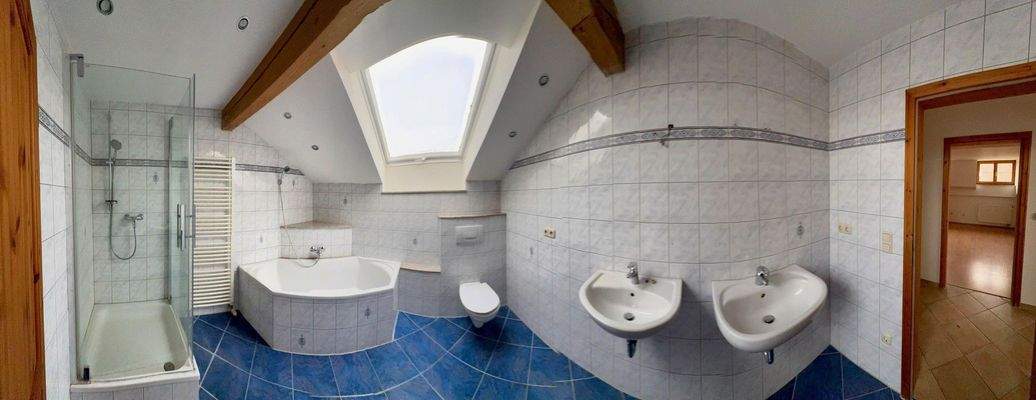 BAD_Eckwanne_Dusche_2xWaschbec