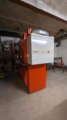 Ölzentralheizung im Keller