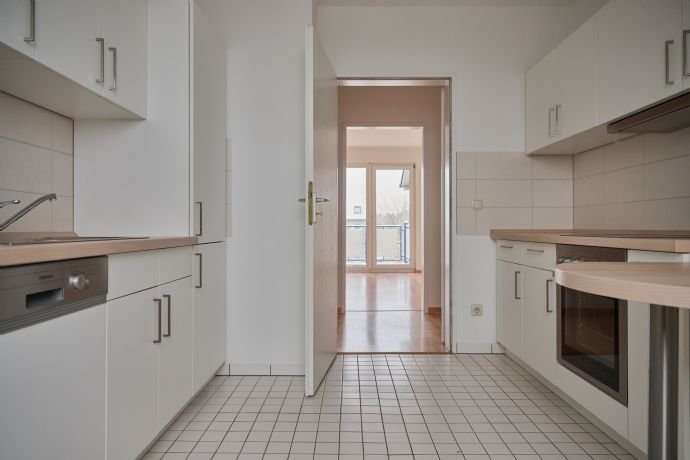 Provisionsfreie 3-Raumwohnung mit Einbauküche und Balkon provisionsfrei in Oschatz zu vermieten !!!