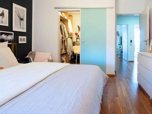 20. mit Ankleidebereich